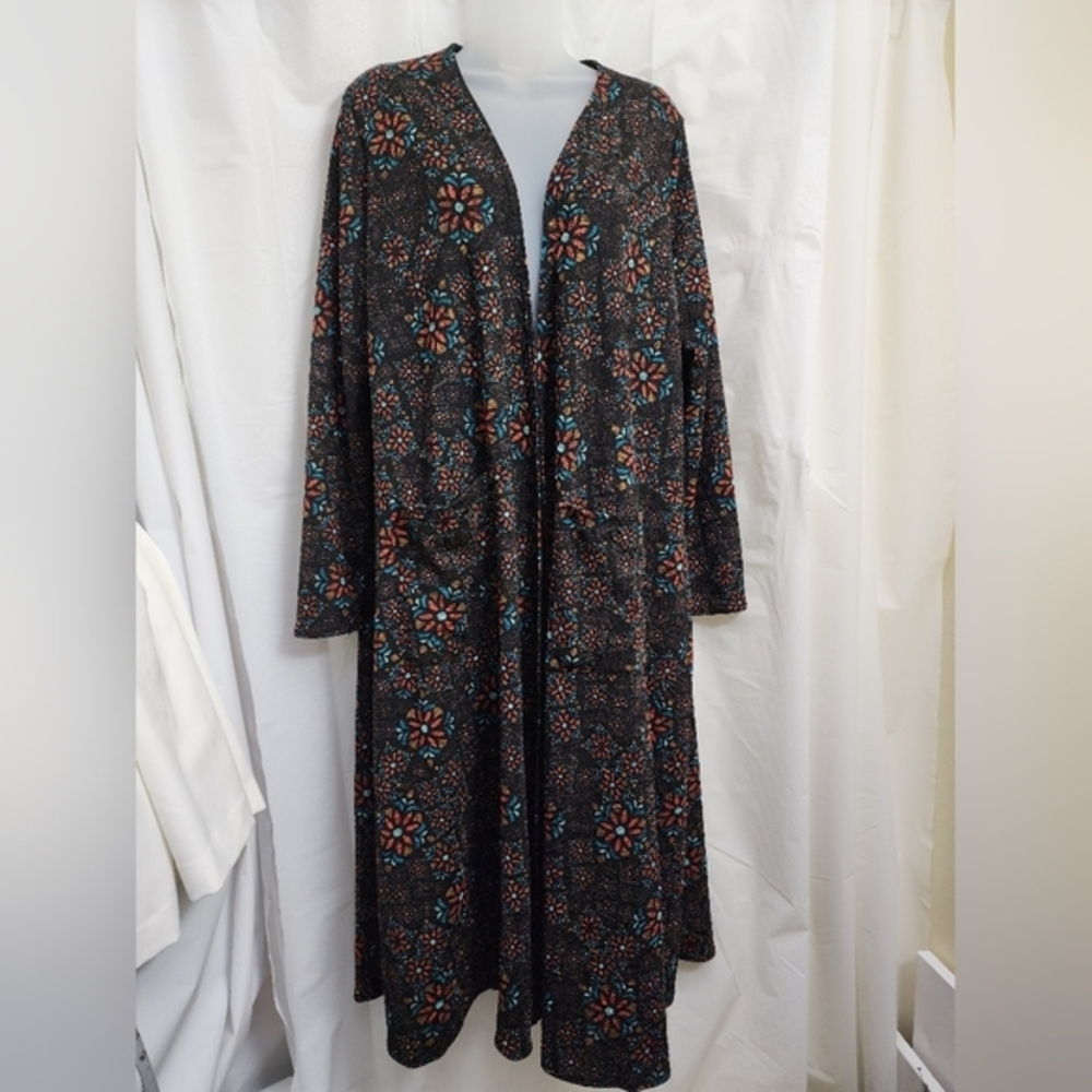 LuLaRoe -Sarah- cardigan size M stylish dark floral, like new!